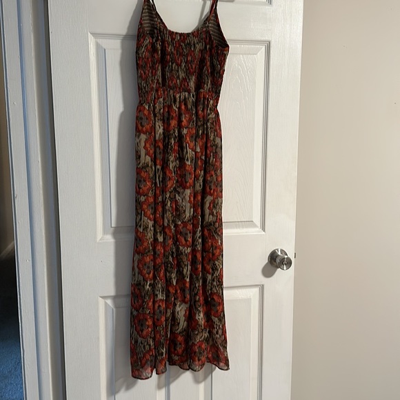 Dress - Picture 3 of 5